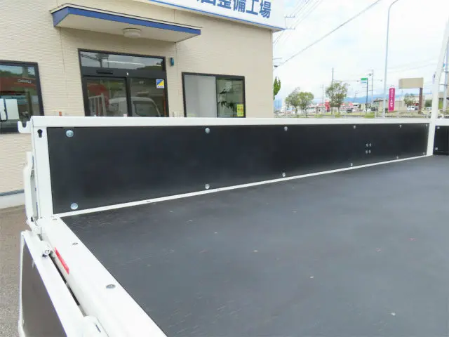 三菱 キャンター 2PG-FEB80(2WD)の写真28