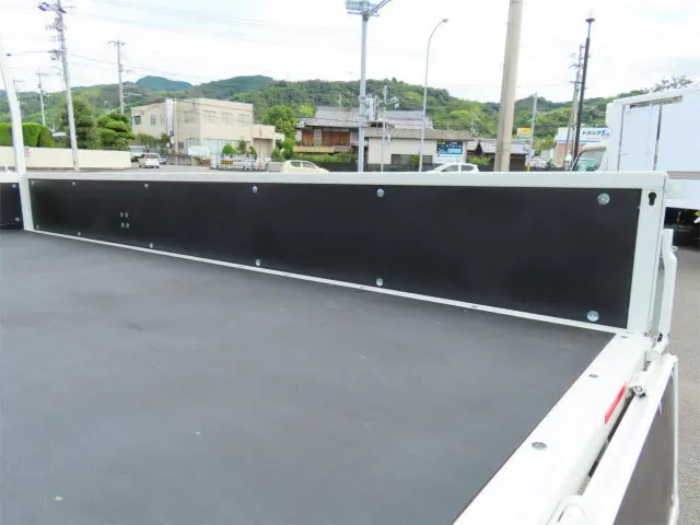 三菱 キャンター 2PG-FEB80(2WD)の写真29