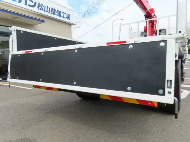 三菱 キャンター 2PG-FEB80(2WD)の写真30