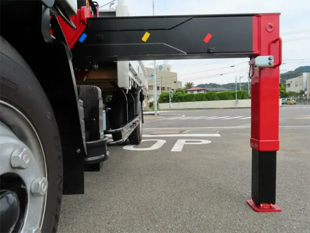 三菱 キャンター 2PG-FEB80(2WD)の写真37