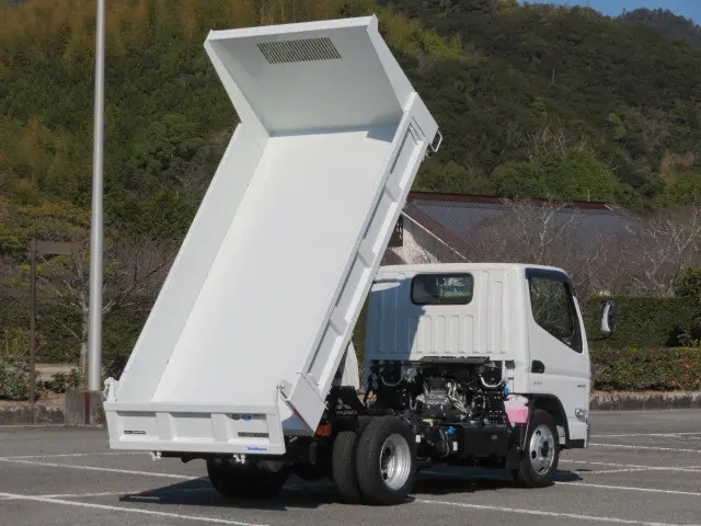 三菱 キャンター 2RG-FBA60(2WD)の写真9