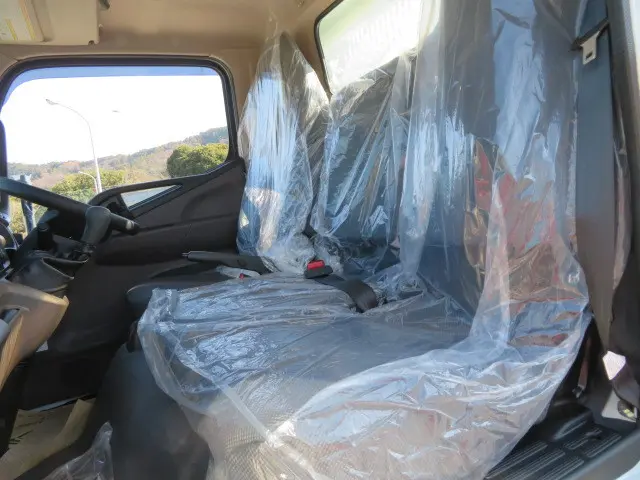 三菱 キャンター 2RG-FBA60(2WD)の写真13