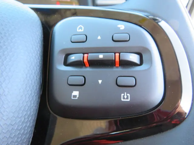 三菱 キャンター 2RG-FBA60(2WD)の写真16