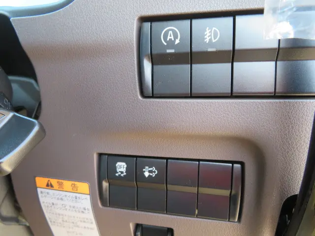 三菱 キャンター 2RG-FBA60(2WD)の写真17