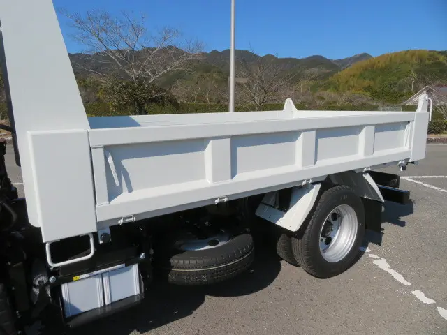 三菱 キャンター 2RG-FBA60(2WD)の写真34