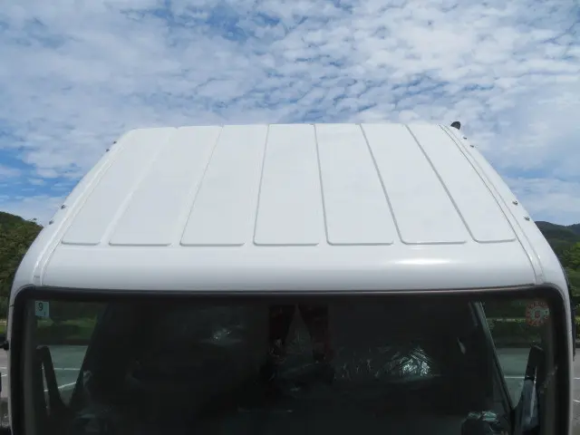 三菱 キャンター 2RG-FBA60(2WD)の写真6