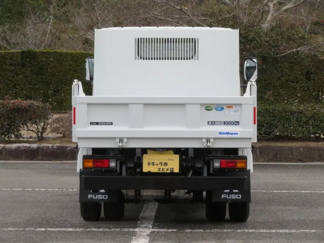三菱 キャンター 2RG-FBA60(2WD)の写真8