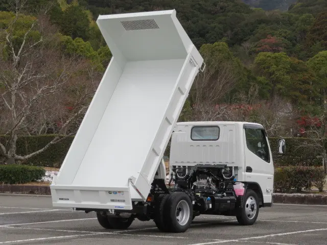 三菱 キャンター 2RG-FBA60(2WD)の写真10