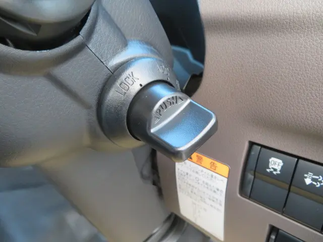 三菱 キャンター 2RG-FBA60(2WD)の写真20