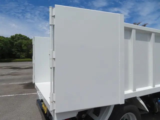 三菱 キャンター 2RG-FBA60(2WD)の写真26