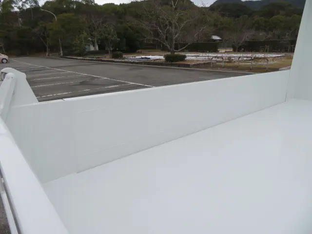 三菱 キャンター 2RG-FBA60(2WD)の写真30