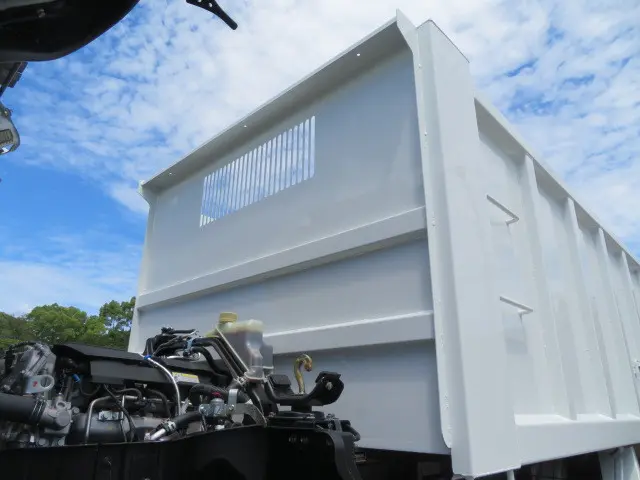 三菱 キャンター 2RG-FBA60(2WD)の写真32