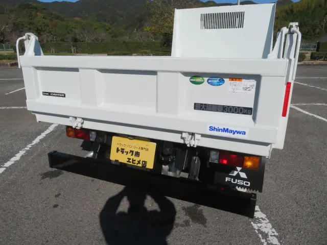三菱 キャンター 2RG-FBA60(2WD)の写真35