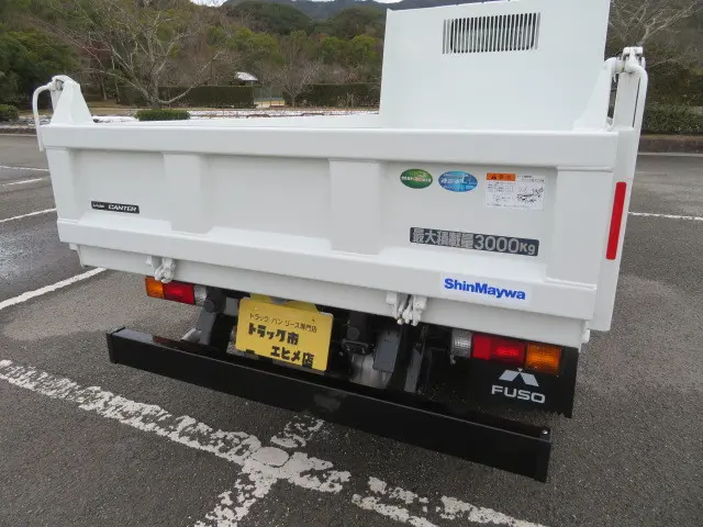 三菱 キャンター 2RG-FBA60(2WD)の写真35