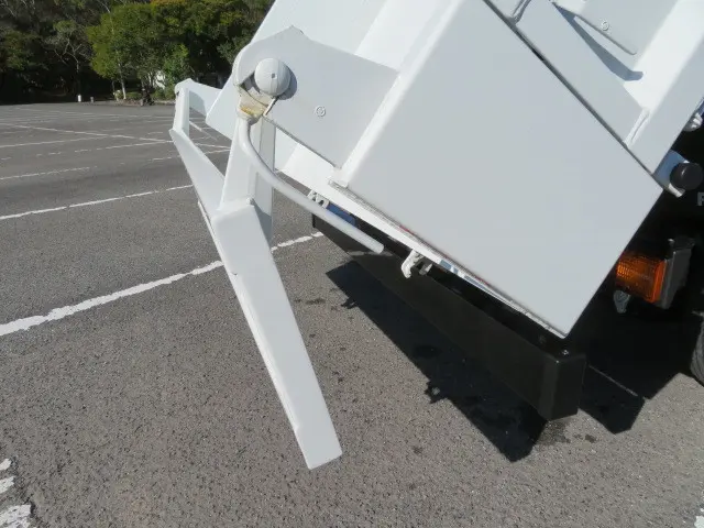 三菱 キャンター 2RG-FBA60(2WD)の写真36