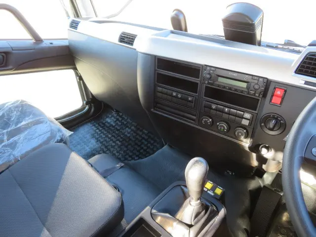 三菱 ファイター 2KG-FK62F(2WD)の写真18