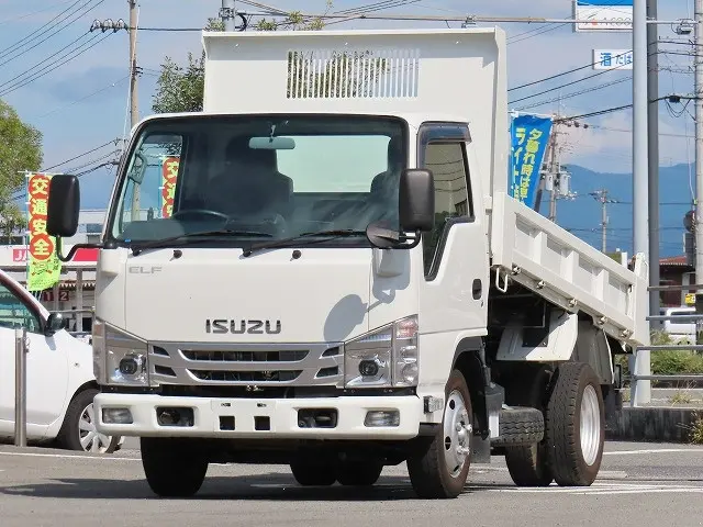 いすゞ エルフ 2RG-NJR88AN(2WD)の写真2