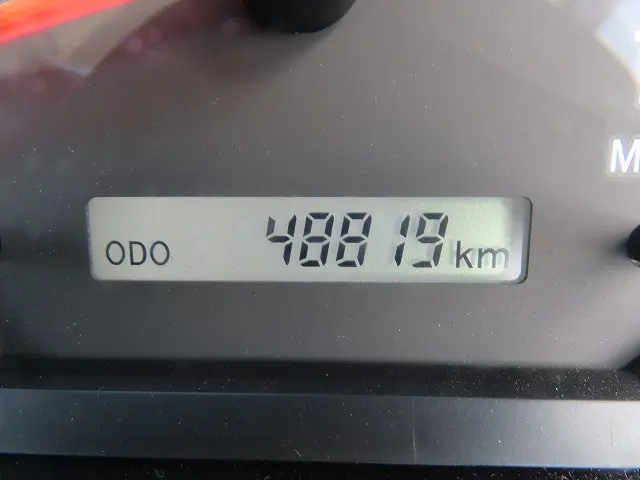 いすゞ エルフ 2RG-NJR88AN(2WD)の写真17