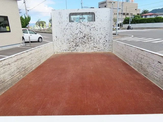 いすゞ エルフ 2RG-NJR88AN(2WD)の写真25