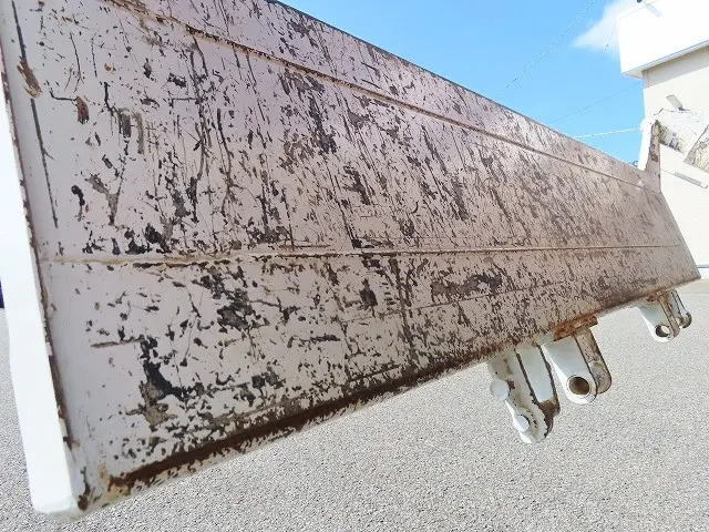 いすゞ エルフ 2RG-NJR88AN(2WD)の写真30