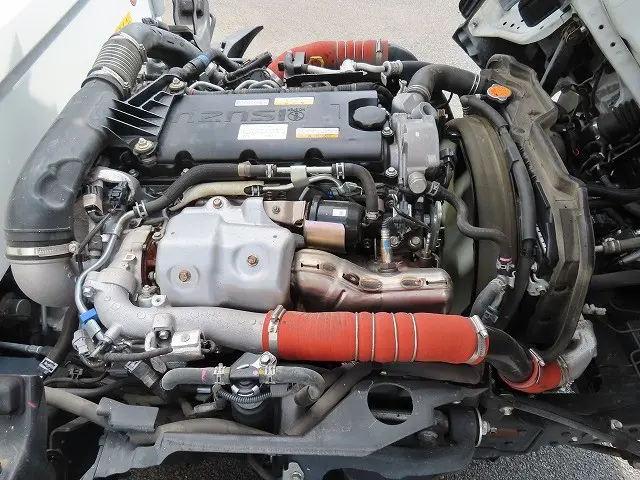 いすゞ エルフ 2RG-NJR88AN(2WD)の写真38