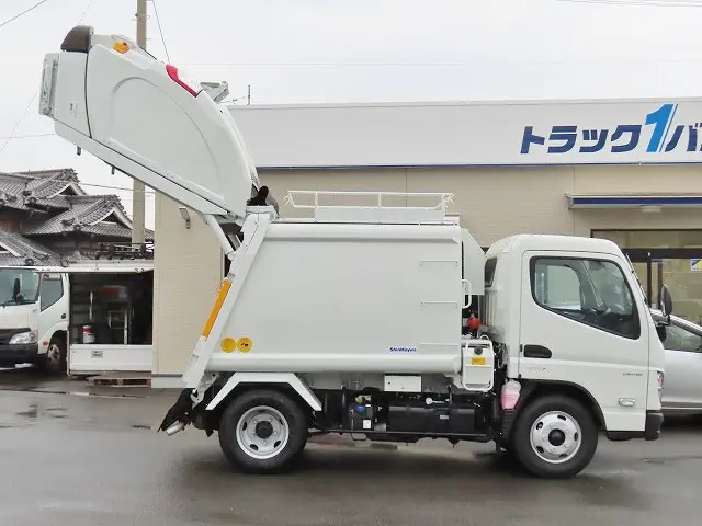 三菱 キャンター 2RG-FEAV0(2WD)の写真9