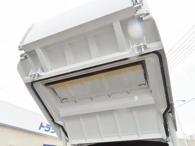 三菱 キャンター 2RG-FEAV0(2WD)の写真29