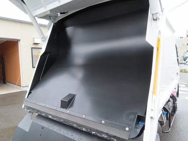 三菱 キャンター 2RG-FEAV0(2WD)の写真36