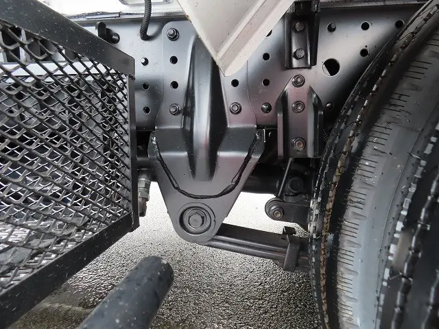 三菱 キャンター 2RG-FEAV0(2WD)の写真48