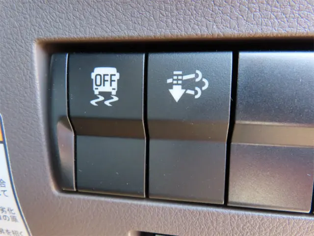 三菱 キャンター 2RG-FEAV0(2WD)の写真14