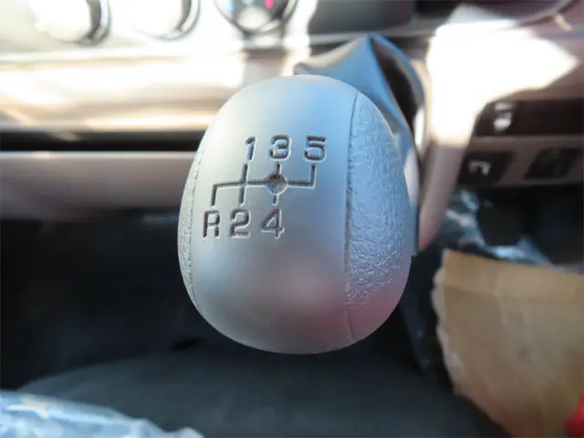 三菱 キャンター 2RG-FEAV0(2WD)の写真17