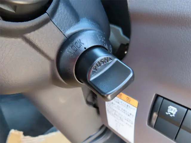 三菱 キャンター 2RG-FEAV0(2WD)の写真19