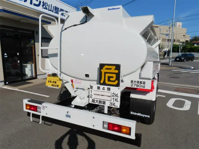 三菱 キャンター 2RG-FEAV0(2WD)の写真29