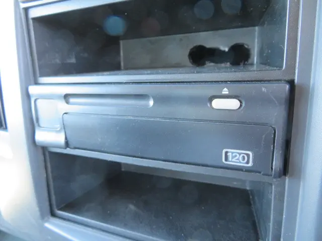 UD コンドル 2RG-BTR90U2(2WD)の写真20