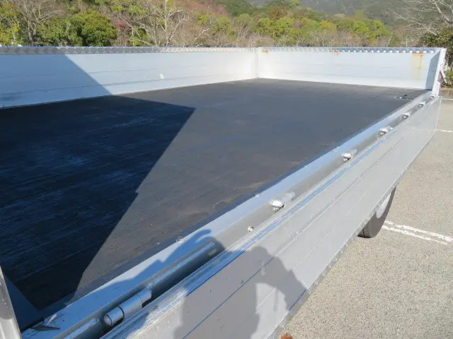 UD コンドル 2RG-BTR90U2(2WD)の写真29