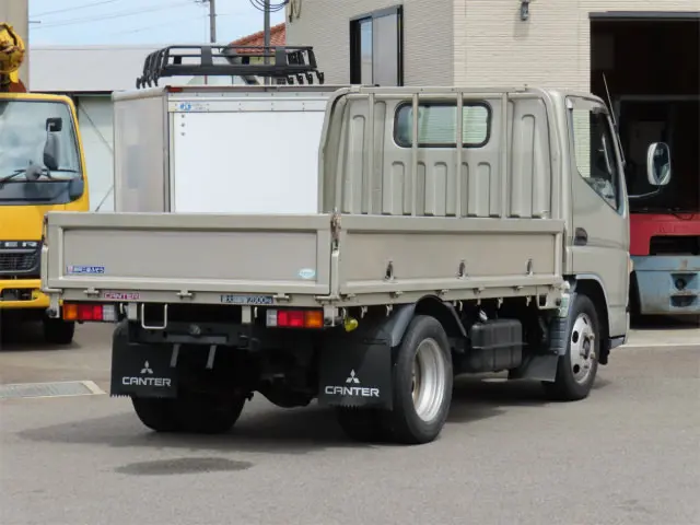 三菱 キャンター PA-FE70DB(2WD)の写真2