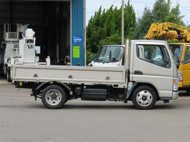 三菱 キャンター PA-FE70DB(2WD)の写真4