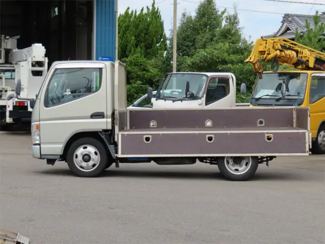 三菱 キャンター PA-FE70DB(2WD)の写真9