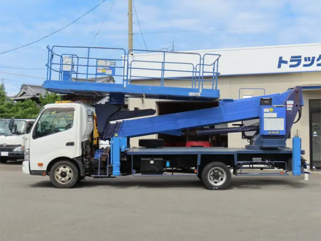 日野 デュトロ SDG-XZU720M(2WD)の写真3