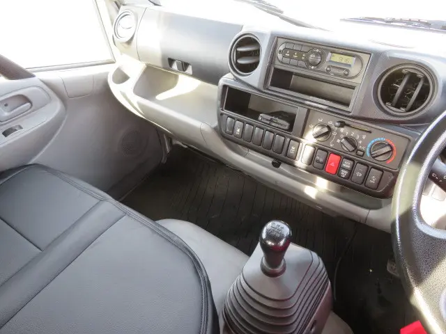 トヨタ ダイナ TKG-XZU655(2WD)の写真15