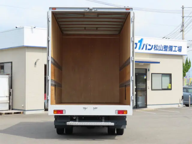 日野 デュトロ TPG-XZU712M(2WD)の写真9