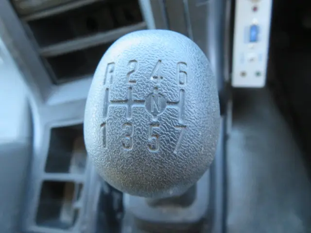 いすゞ ギガ QKG-CXZ77AT(6x4)の写真13