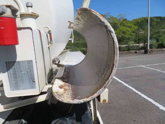 いすゞ ギガ QKG-CXZ77AT(6x4)の写真34