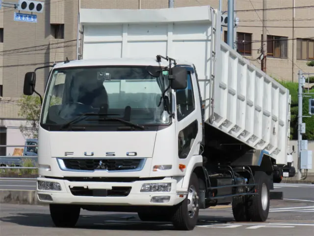 三菱 ファイター 2KG-FK72F(2WD)の写真1
