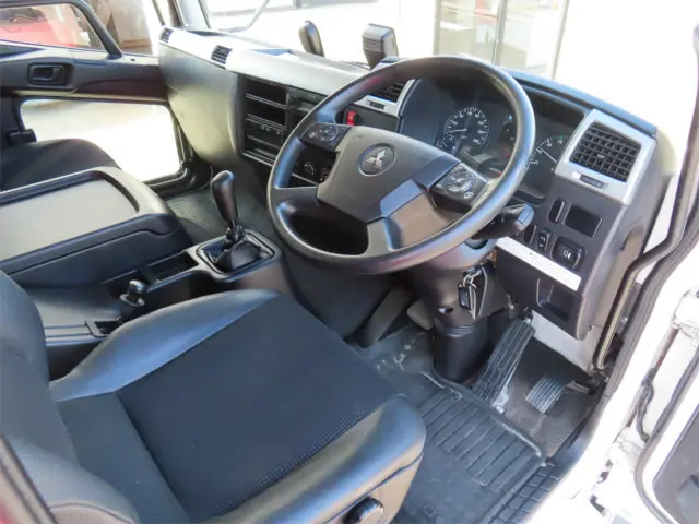 三菱 ファイター 2KG-FK72F(2WD)の写真12