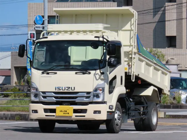 いすゞ フォワード 2RG-FSR90S2(2WD)の写真1