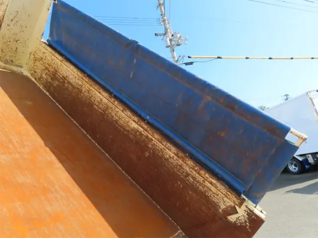 いすゞ フォワード 2RG-FSR90S2(2WD)の写真33