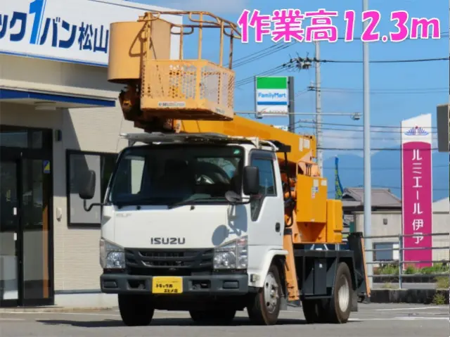 いすゞ エルフ TPG-NKR85N(2WD)の写真1