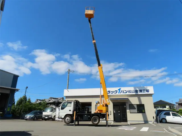 いすゞ エルフ TPG-NKR85N(2WD)の写真9