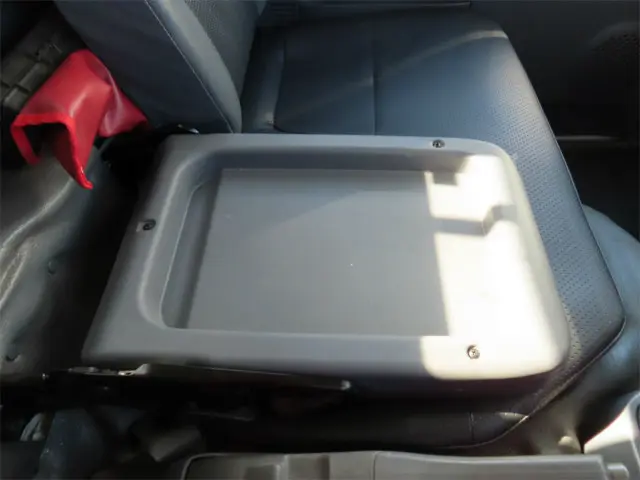 いすゞ エルフ TPG-NKR85N(2WD)の写真12